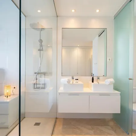 Modern Luxurious 3-bedroom With Amenities