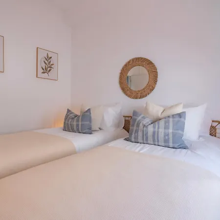 Daire Modern Luxurious 3-bedroom With Amenities Estepona