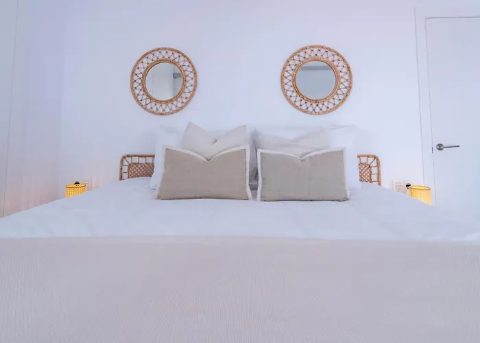 Modern Luxurious 3-bedroom With Amenities