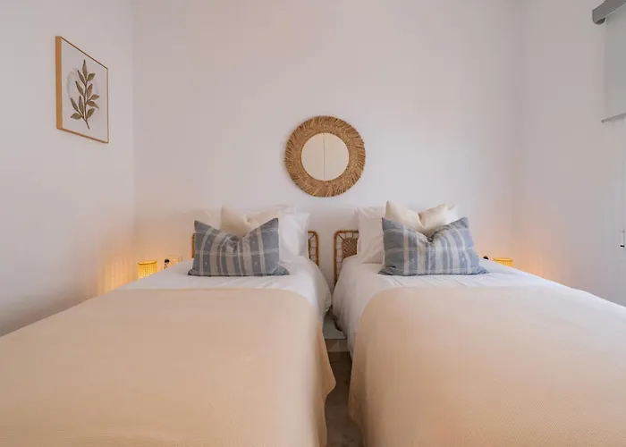 Modern Luxurious 3-bedroom With Amenities 아파트