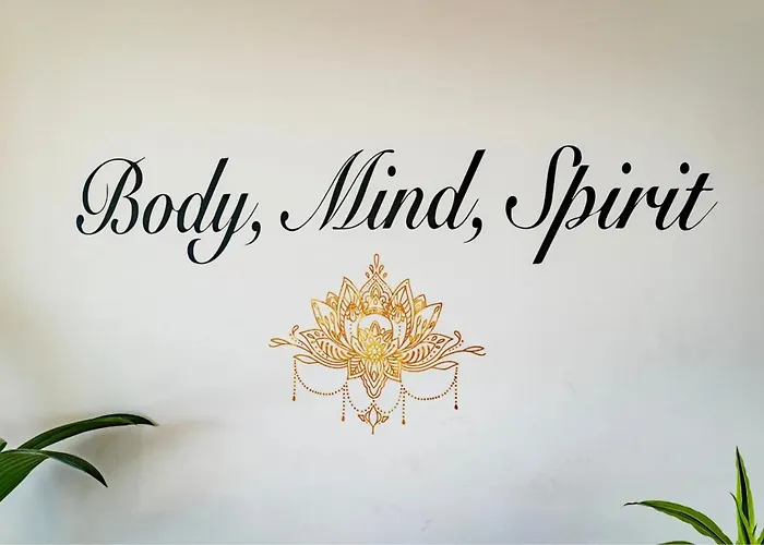 Modern Luxurious 3-bedroom With Amenities * 에스테포나