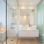 Modern Luxurious 3-bedroom With Amenities