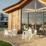 Modern Luxurious 3-bedroom With Amenities Estepona