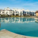 Modern Luxurious 3-bedroom With Amenities Estepona