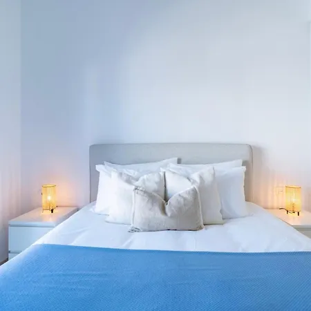 Modern Luxurious 3-bedroom With Amenities * Estepona